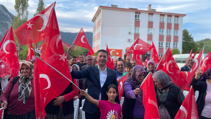 Başkan, Halkına 'ÖZEN'le yaklaşıyor,CÖMERT projelerle yola devam diyor